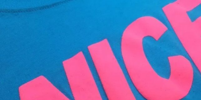 Gambar 1 – Beragam jenis sablon terbaik untuk kaos tahan lama yang bisa dicoba Gambar 1 - Beragam jenis sablon terbaik untuk kaos tahan lama yang bisa dicoba